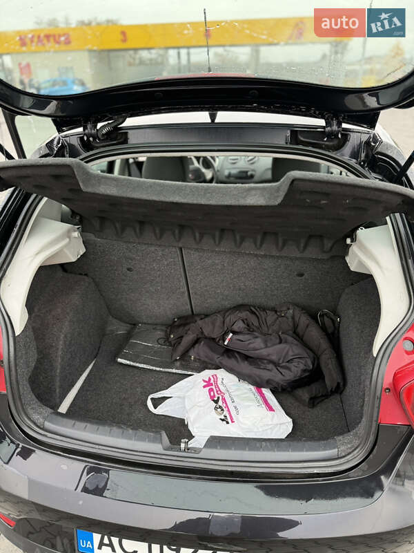 Хэтчбек SEAT Ibiza 2010 в Луцке