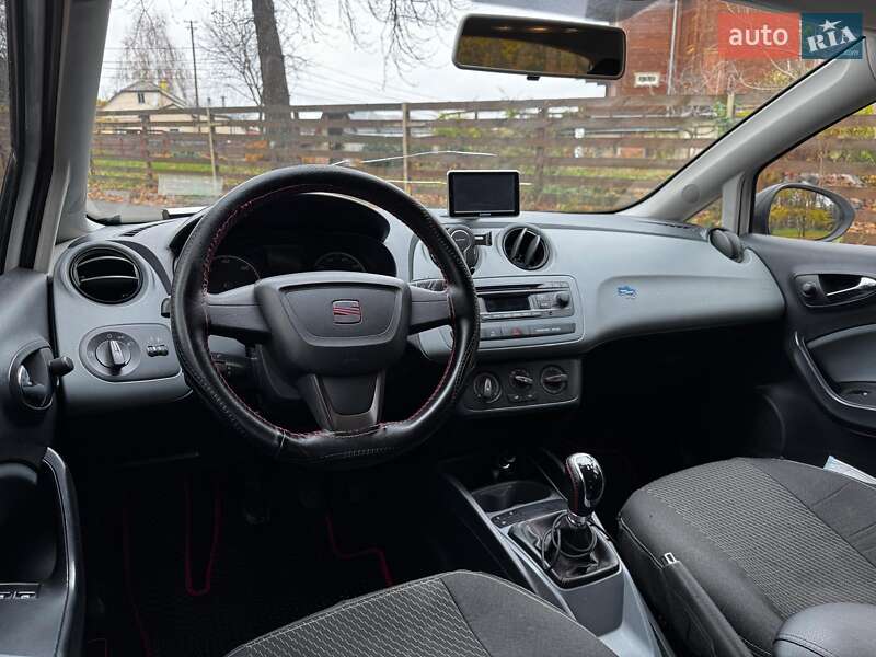 Хетчбек SEAT Ibiza 2013 в Києві