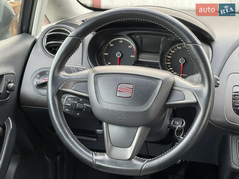 Хэтчбек SEAT Ibiza 2012 в Луцке фото 15 Хэтчбек SEAT Ibiza 2012 в Луцке