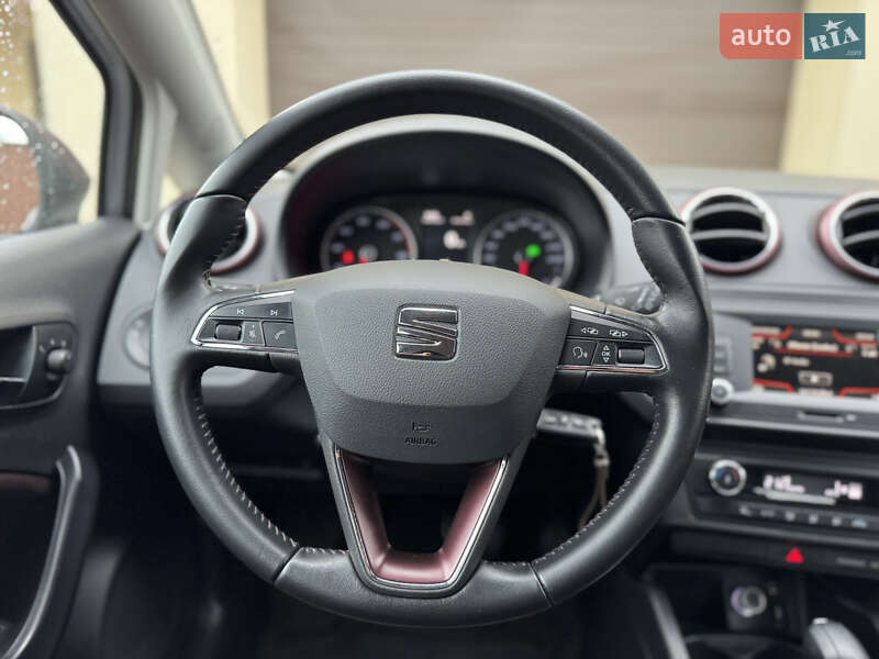 Хэтчбек SEAT Ibiza 2015 в Вишневом фото 16 Хэтчбек SEAT Ibiza 2015 в Вишневом