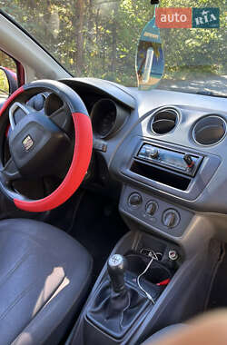Хэтчбек SEAT Ibiza 2011 в Вышгороде