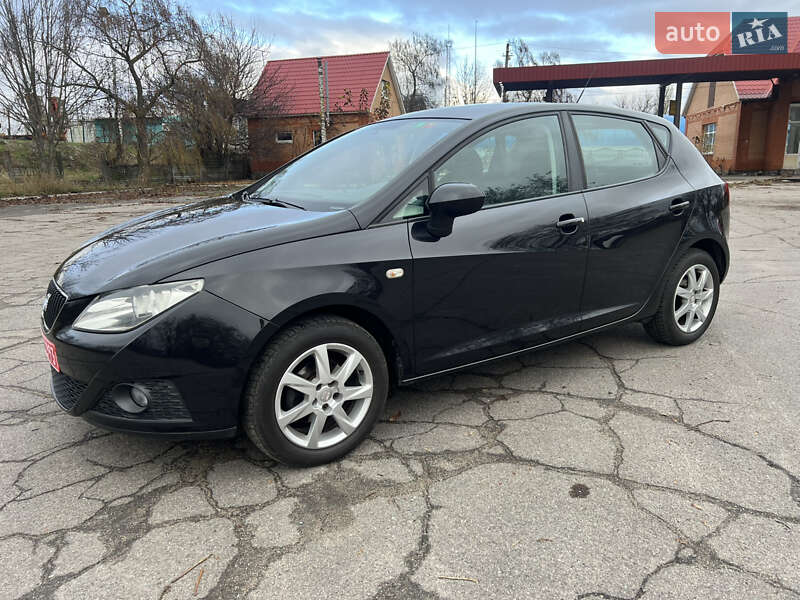 SEAT Ibiza 2011 SEAT Ibiza 2011