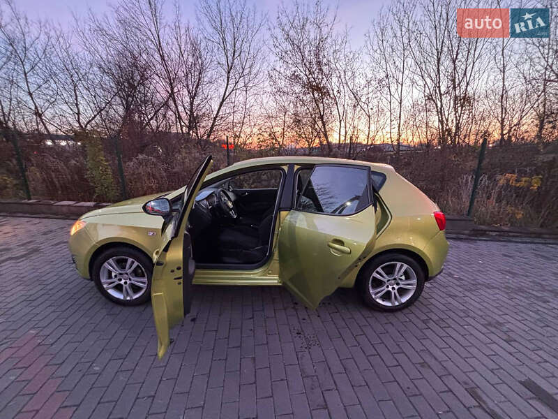 Хэтчбек SEAT Ibiza 2008 в Ровно фото 8 Хэтчбек SEAT Ibiza 2008 в Ровно