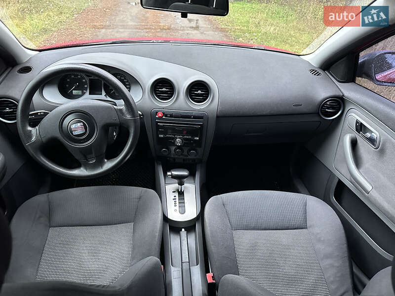 Хэтчбек SEAT Ibiza 2006 в Демидове фото 8 Хэтчбек SEAT Ibiza 2006 в Демидове