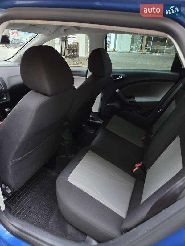 Универсал SEAT Ibiza 2012 в Днепре