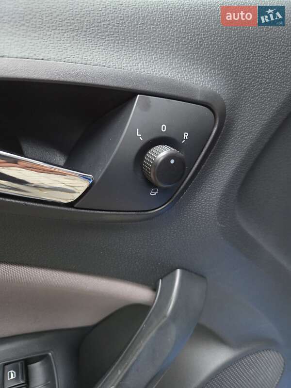 Универсал SEAT Ibiza 2012 в Днепре