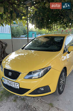 Хэтчбек SEAT Ibiza 2010 в Прилуках