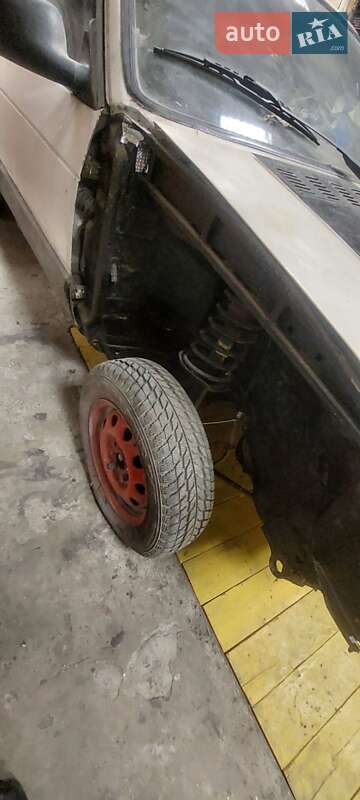 Хэтчбек SEAT Ibiza 1988 в Запорожье фото 8 Хэтчбек SEAT Ibiza 1988 в Запорожье