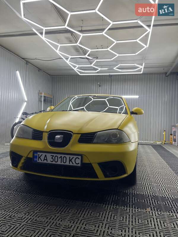 Хэтчбек SEAT Ibiza 2006 в Киеве фото 4 Хэтчбек SEAT Ibiza 2006 в Киеве