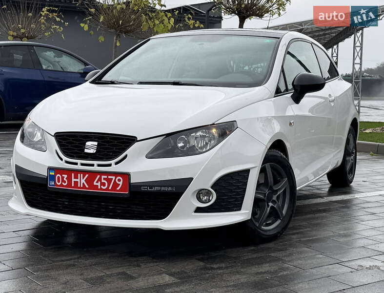 Хэтчбек SEAT Ibiza 2011 в Луцке фото 2 Хэтчбек SEAT Ibiza 2011 в Луцке