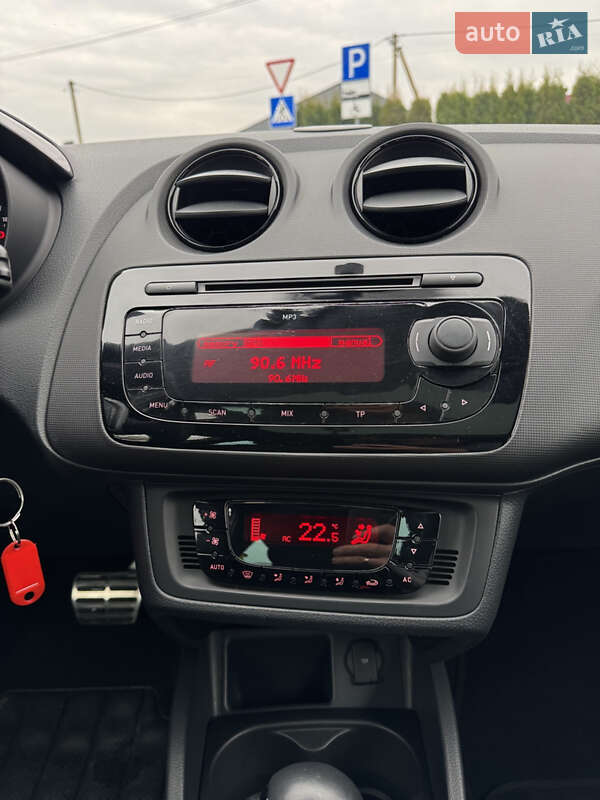 Хэтчбек SEAT Ibiza 2011 в Луцке фото 31 Хэтчбек SEAT Ibiza 2011 в Луцке