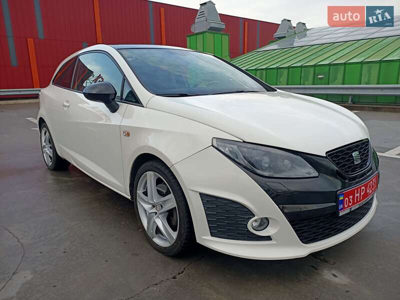 Хэтчбек SEAT Ibiza 2010 в Киеве фото 10 Хэтчбек SEAT Ibiza 2010 в Киеве
