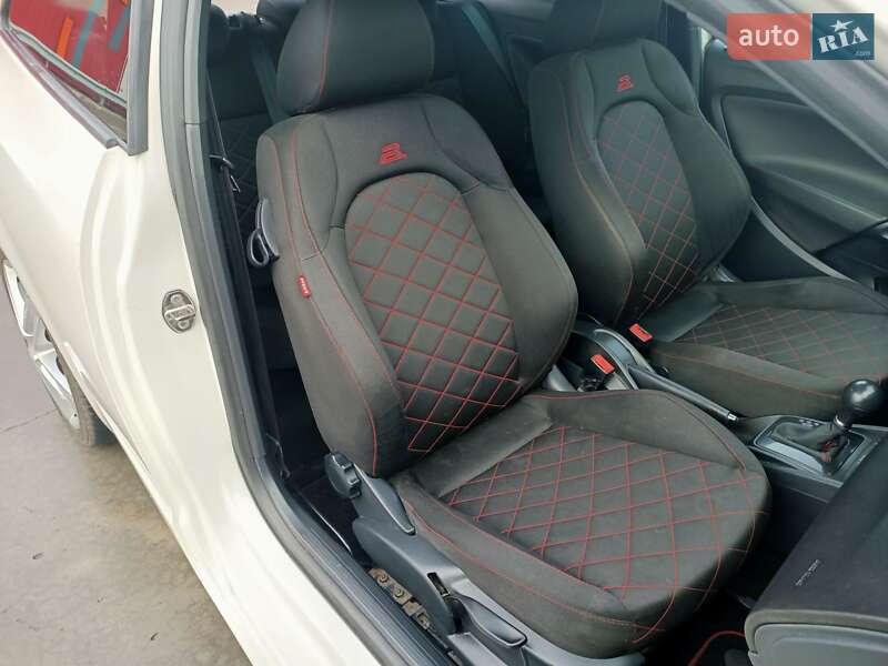 Хэтчбек SEAT Ibiza 2010 в Киеве фото 18 Хэтчбек SEAT Ibiza 2010 в Киеве