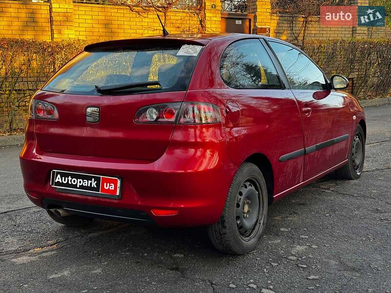 Хэтчбек SEAT Ibiza 2008 в Киеве