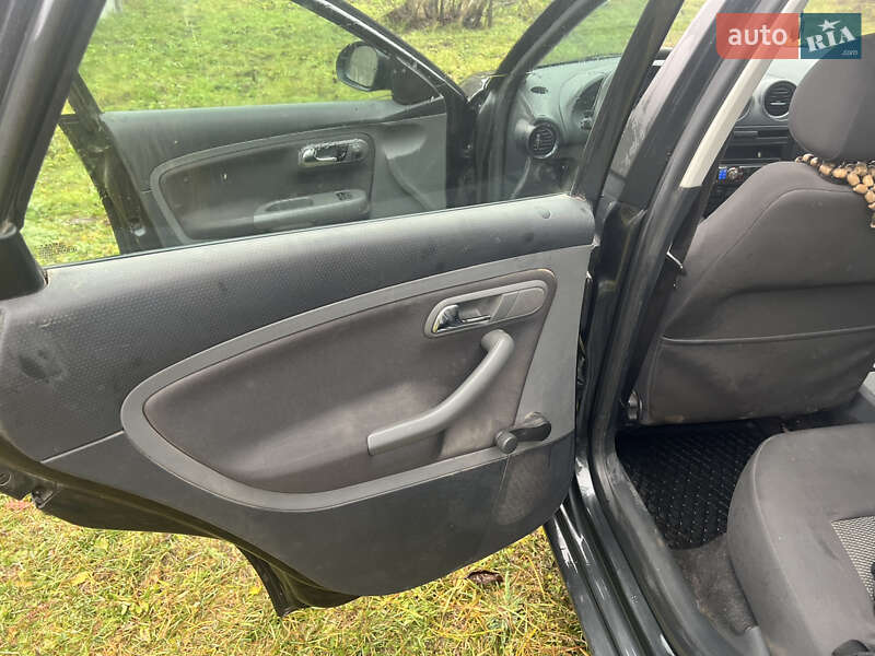 Хэтчбек SEAT Ibiza 2009 в Ярмолинцах