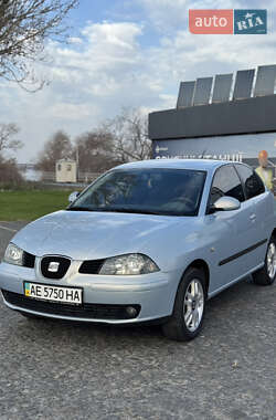 Хетчбек SEAT Ibiza 2003 в Дніпрі