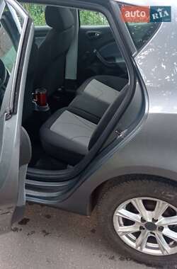 Хетчбек SEAT Ibiza 2012 в Кривому Розі