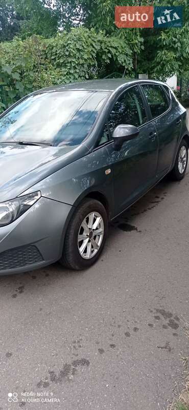 Хетчбек SEAT Ibiza 2012 в Кривому Розі