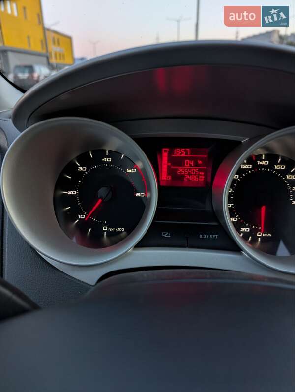 Універсал SEAT Ibiza 2012 в Києві фото 21 Універсал SEAT Ibiza 2012 в Києві