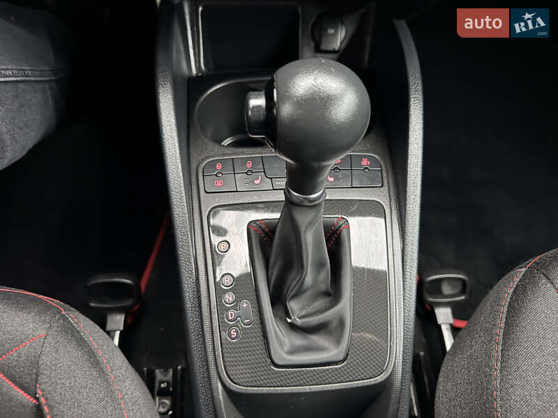 Хэтчбек SEAT Ibiza 2010 в Киеве фото 25 Хэтчбек SEAT Ibiza 2010 в Киеве