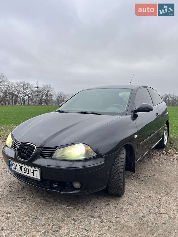 Хэтчбек SEAT Ibiza 2004 в Смеле фото 15 Хэтчбек SEAT Ibiza 2004 в Смеле