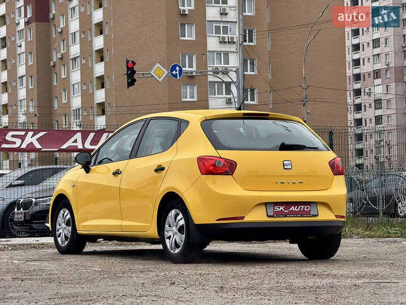 Хетчбек SEAT Ibiza 2011 в Києві