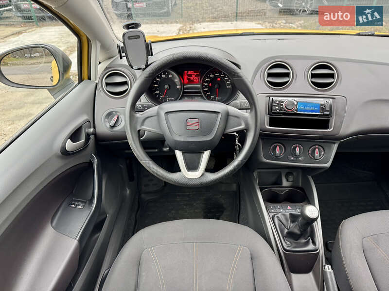 Хетчбек SEAT Ibiza 2011 в Києві