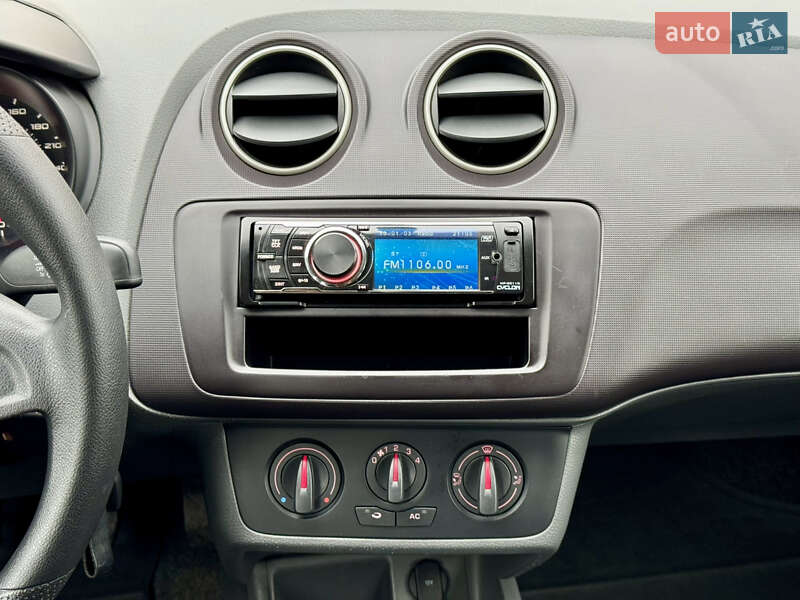 Хетчбек SEAT Ibiza 2011 в Києві