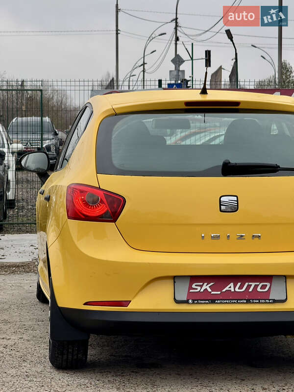 Хетчбек SEAT Ibiza 2011 в Києві