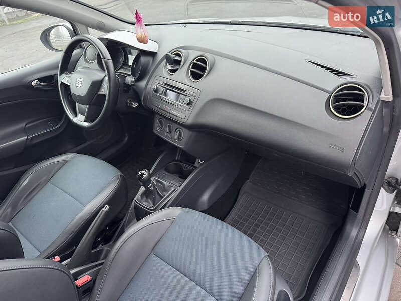 Хетчбек SEAT Ibiza 2015 в Лубнах фото 26 Хетчбек SEAT Ibiza 2015 в Лубнах