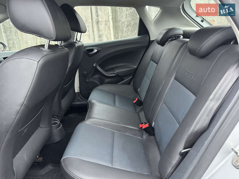 Хетчбек SEAT Ibiza 2015 в Лубнах фото 30 Хетчбек SEAT Ibiza 2015 в Лубнах