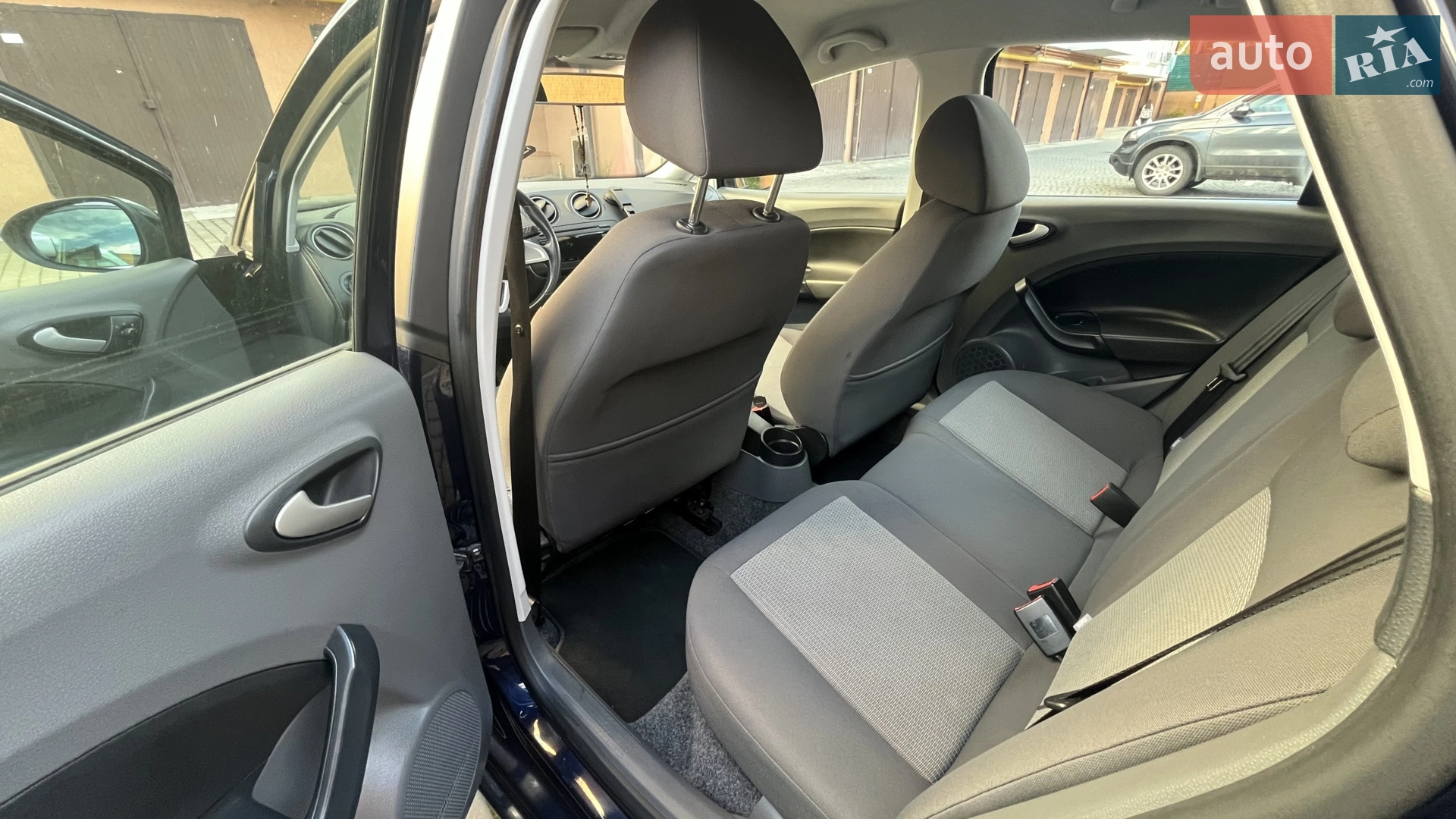 2011 SEAT Ibiza - мініатюра 9