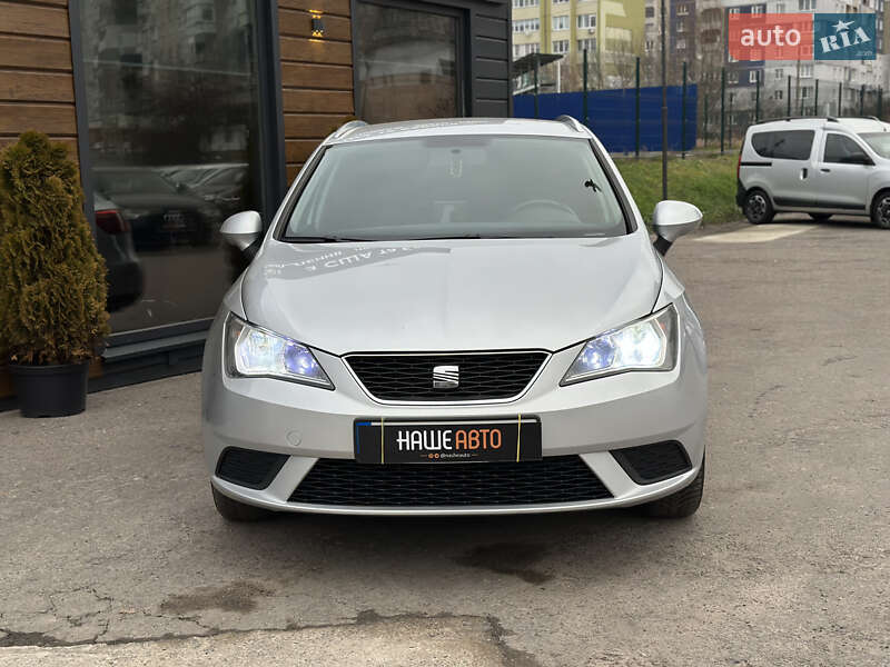 Хэтчбек SEAT Ibiza 2013 в Шептицькому