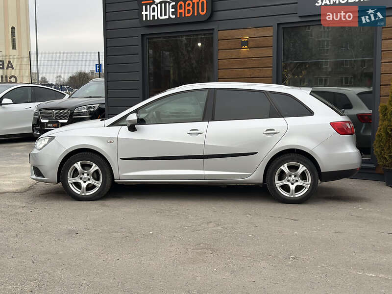 Хэтчбек SEAT Ibiza 2013 в Шептицькому