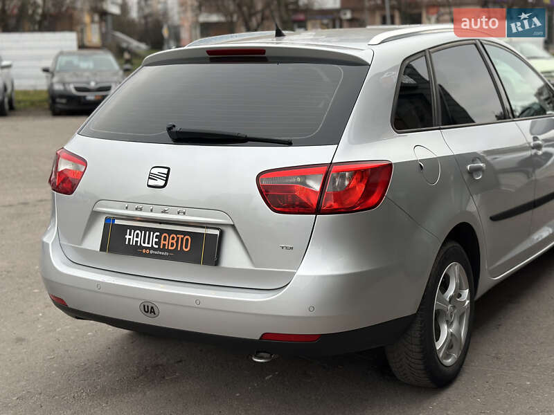 Хэтчбек SEAT Ibiza 2013 в Шептицькому