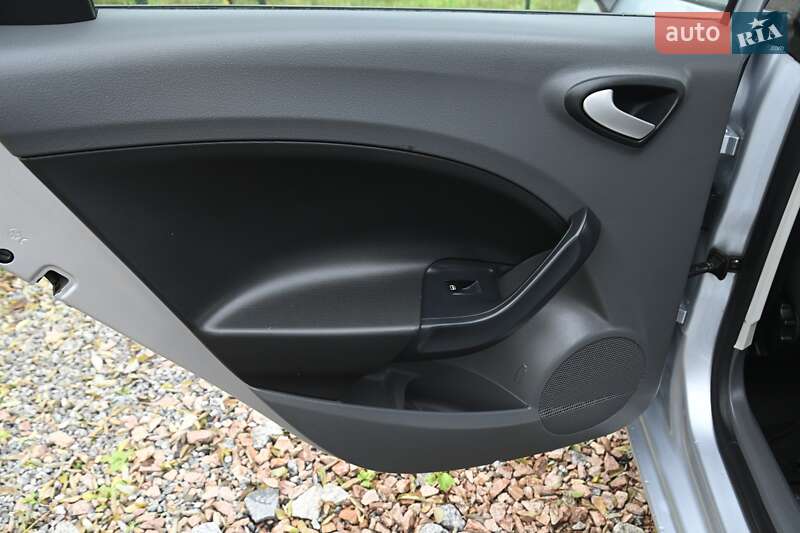 Універсал SEAT Ibiza 2011 в Бердичеві фото 28 Універсал SEAT Ibiza 2011 в Бердичеві