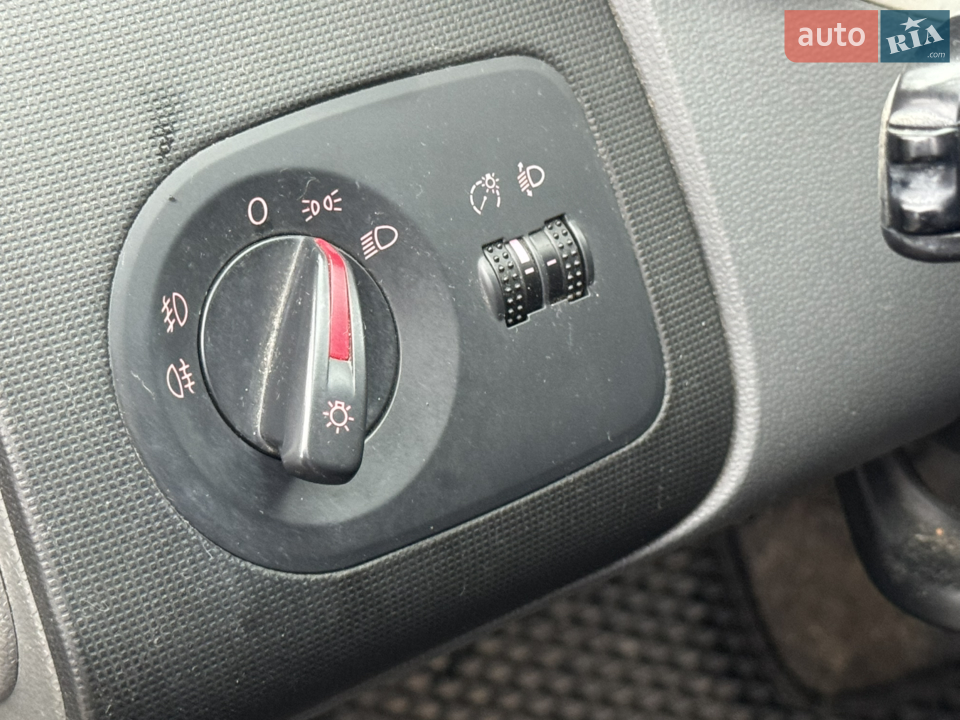 2011 SEAT Ibiza - мініатюра 14