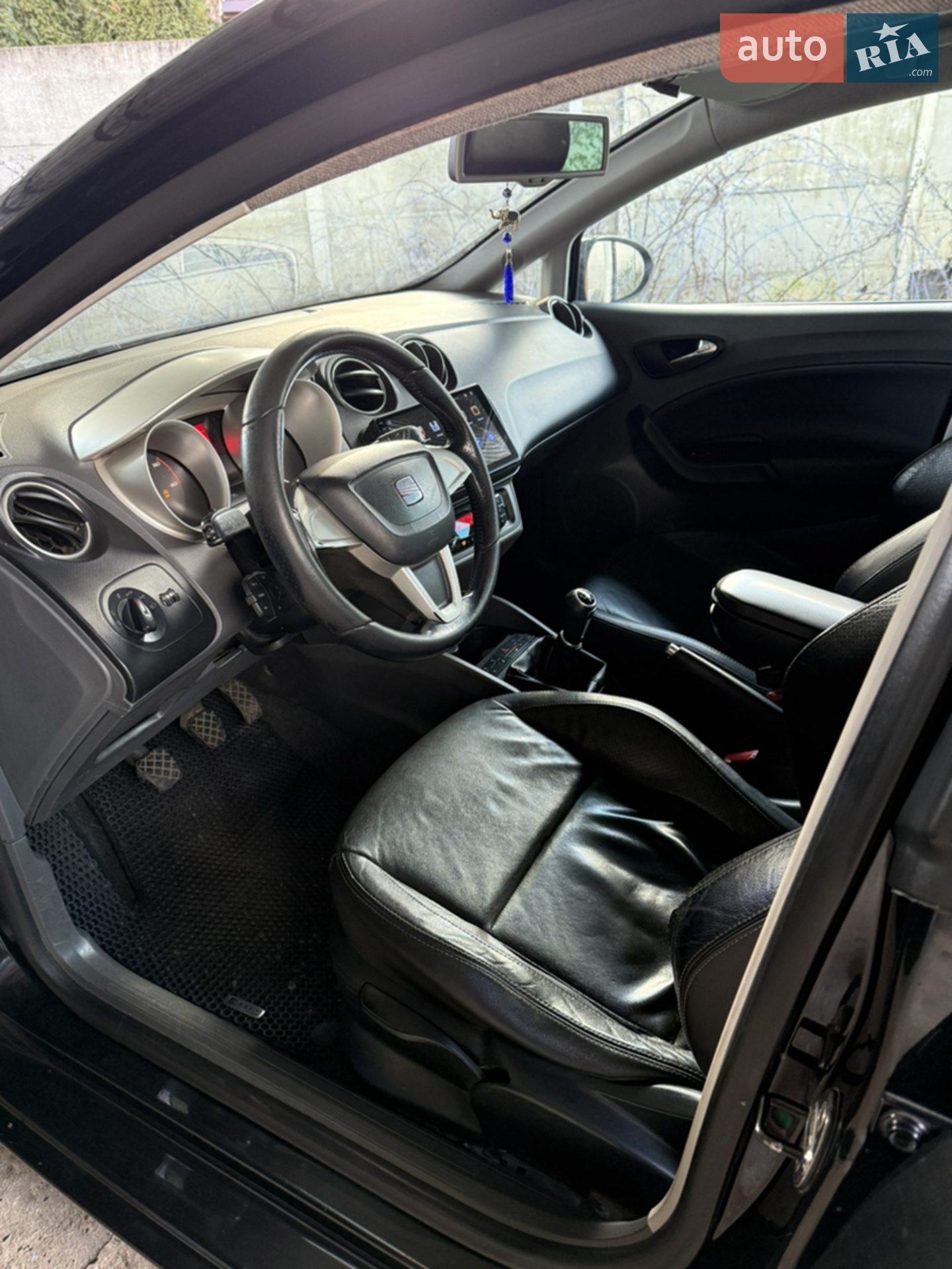 2011 SEAT Ibiza - мініатюра 8