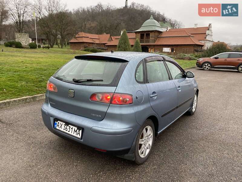 Хетчбек SEAT Ibiza 2006 в Чигирину