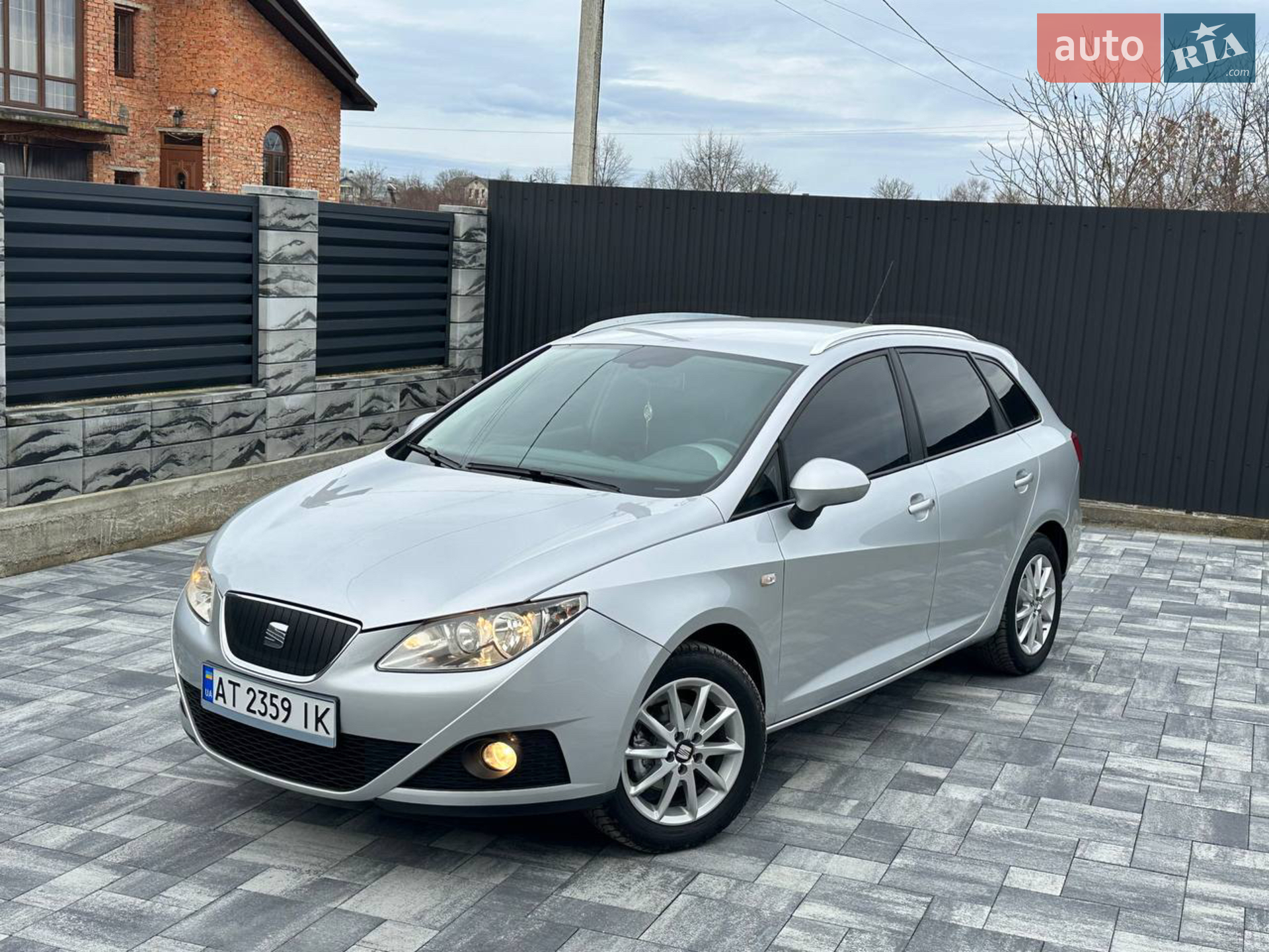 2012 SEAT Ibiza - мініатюра 2