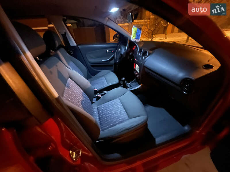 Хетчбек SEAT Ibiza 2005 в Харкові