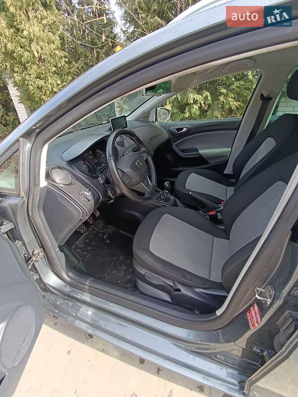 Хэтчбек SEAT Ibiza 2014 в Львове