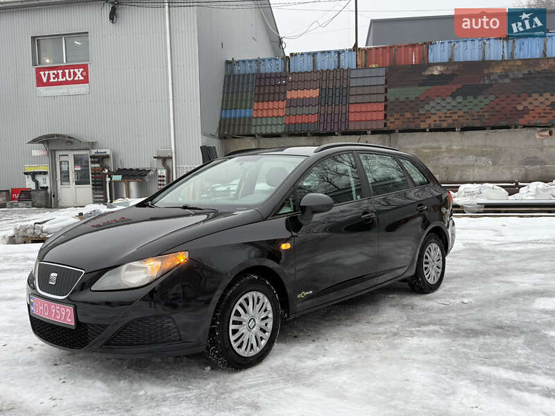 SEAT Ibiza 2011 SEAT Ibiza 2011