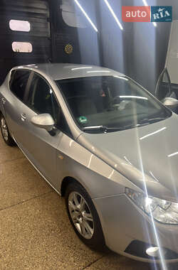 Хэтчбек SEAT Ibiza 2010 в Днепре