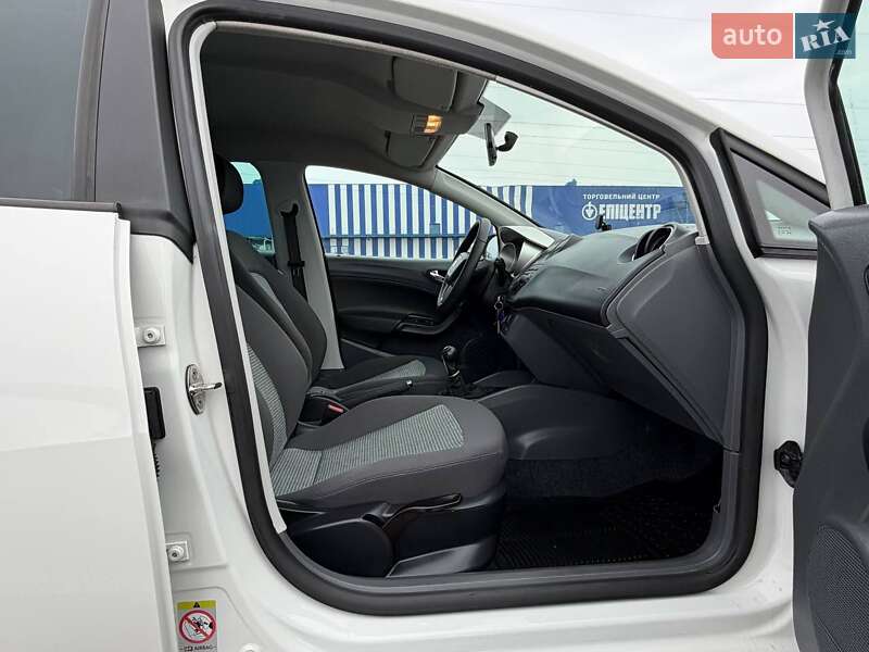 Хэтчбек SEAT Ibiza 2008 в Ровно