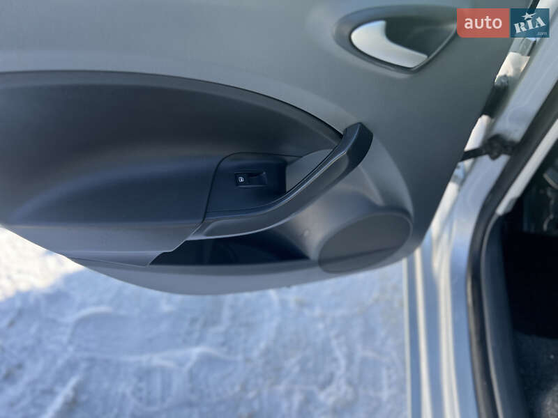 Універсал SEAT Ibiza 2011 в Луцьку