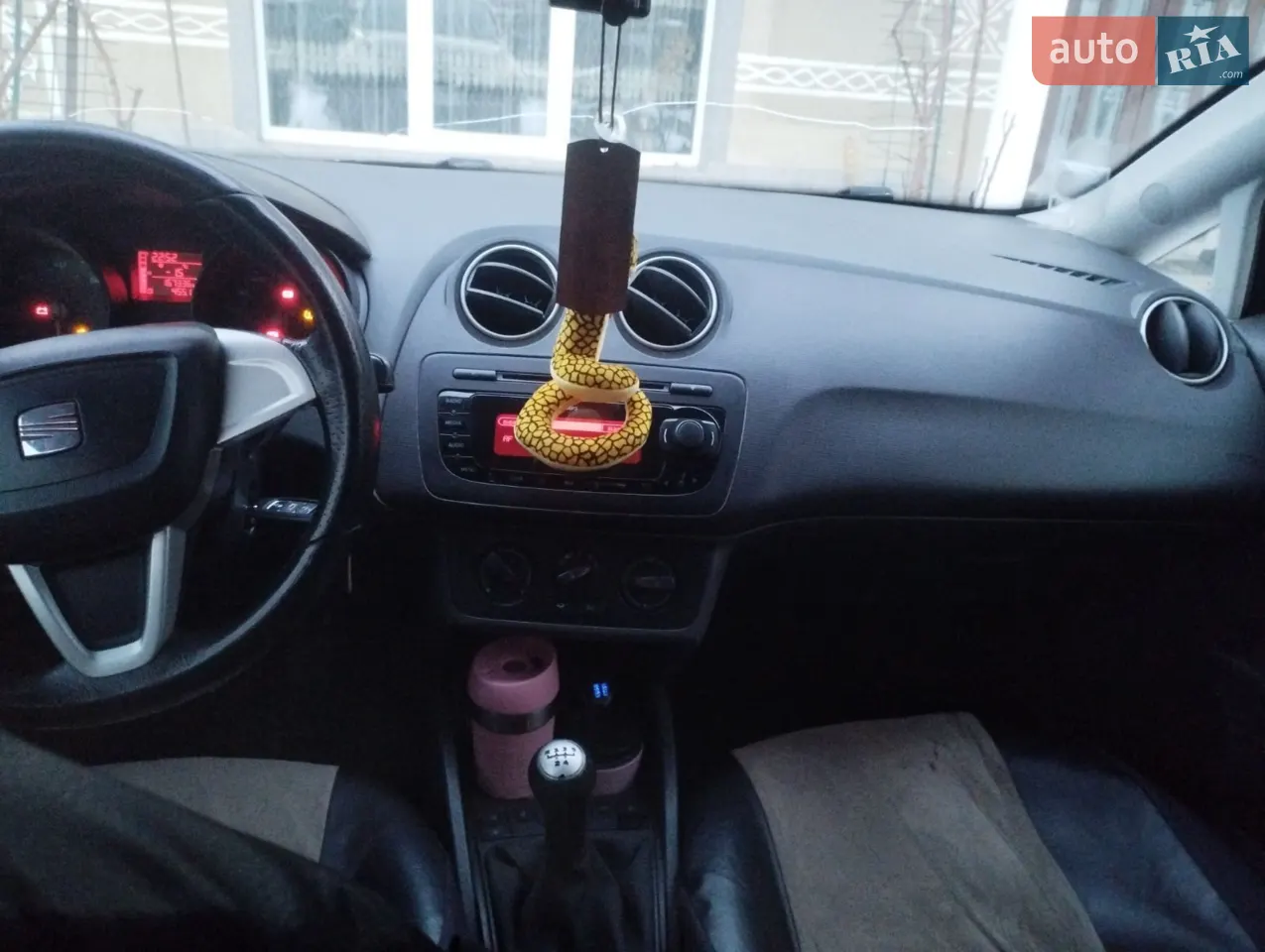 2011 SEAT Ibiza - мініатюра 18