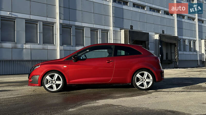 Хэтчбек SEAT Ibiza 2010 в Днепре
