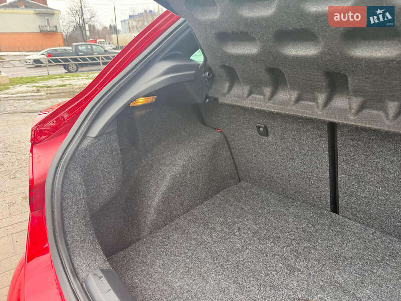 Хэтчбек SEAT Ibiza 2011 в Луцке