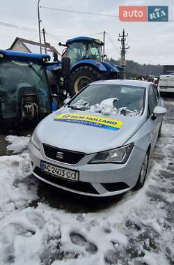 Хэтчбек SEAT Ibiza 2015 в Луцке